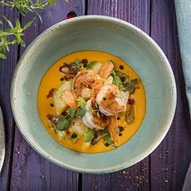 Thajská krevetová polévka s bramborovými knedlíčky