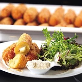 Bramborové domácí krokety s delikátní omáčkou