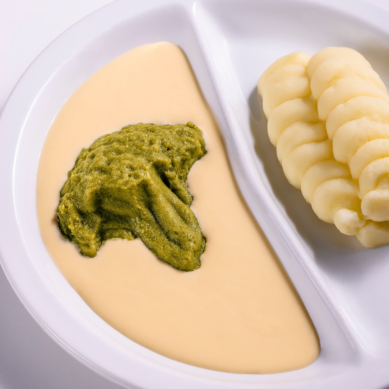 Brokolicové růžičky se sýrovou omáčkou a Bramborovou kaší Brokolicové růžičky se sýrovou omáčkou a Bramborovou kaší