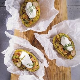 Pečené brambory severský styl s uzeným lososem