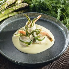 Involtini di sogliola di gamberetti - Závitky z mořského jazyka s krevetou na citrónovo-máslové omáčce