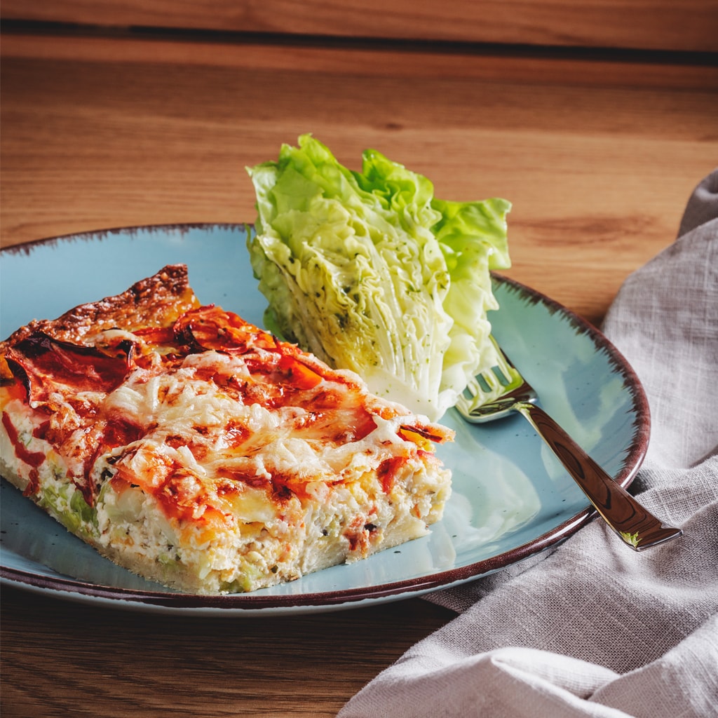 KVĚTÁKOVÝ QUICHE S RAJČATY