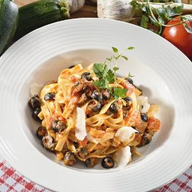 Tagliatelle alla Puttanesca
