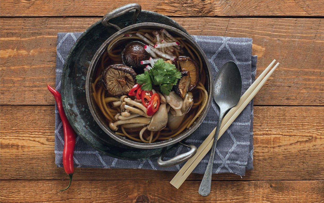 Veganská houbová Ramen polévka –  