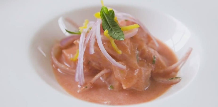 Tradiční peruánský pokrm ceviche